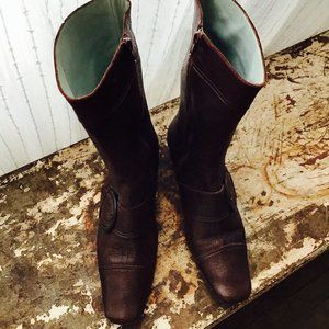 Kitten Heel Boots with Wren's Egg Blue Lining